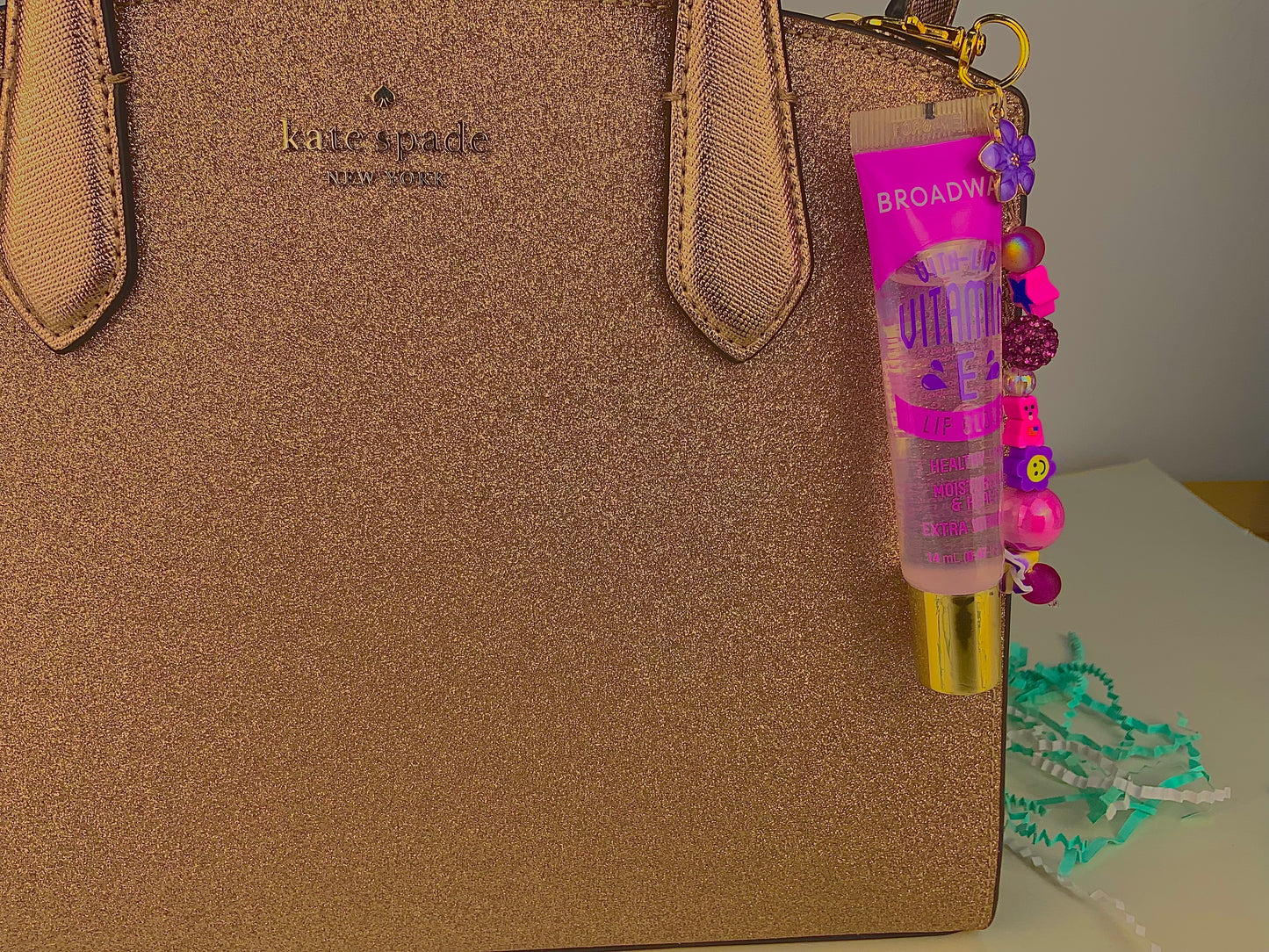 Vitamin E lip-gloss