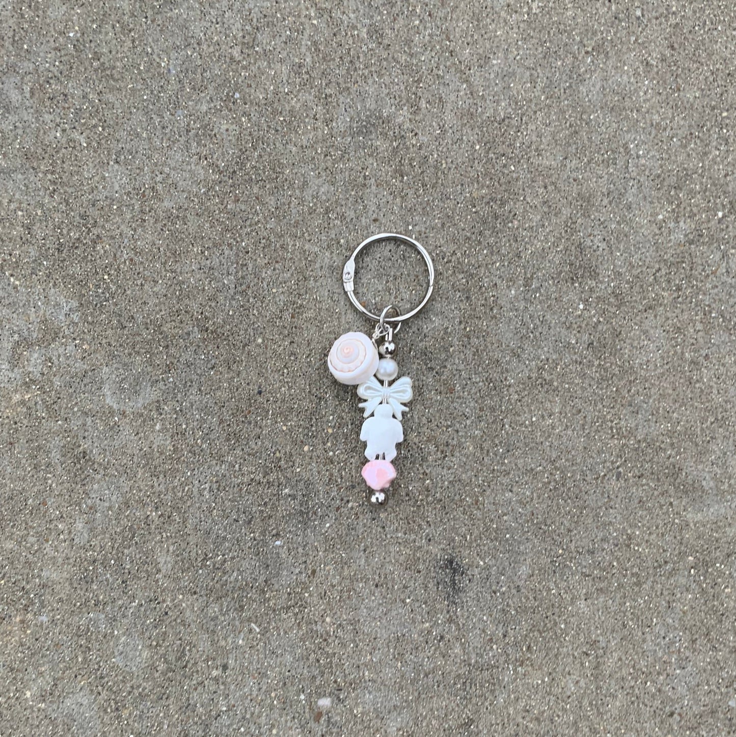 Pinksy shell keychain