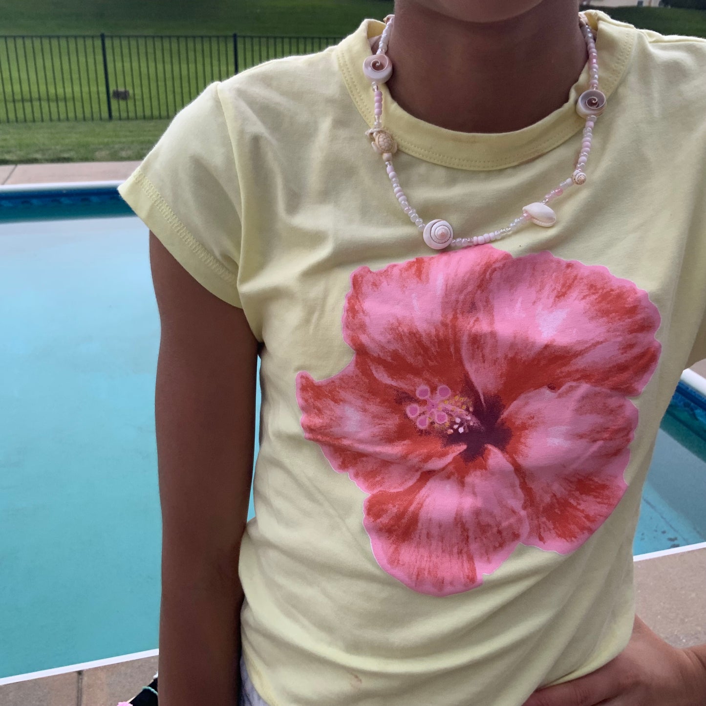 Light pink beach day🧺