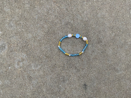 Blue smile bracelet